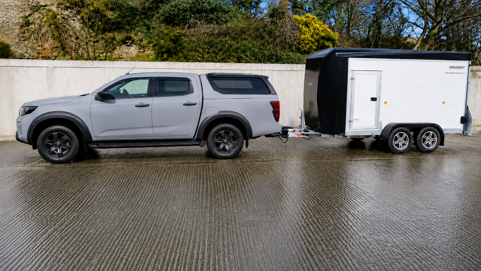 Corlea Livestock mobile lab flushing service trailer
